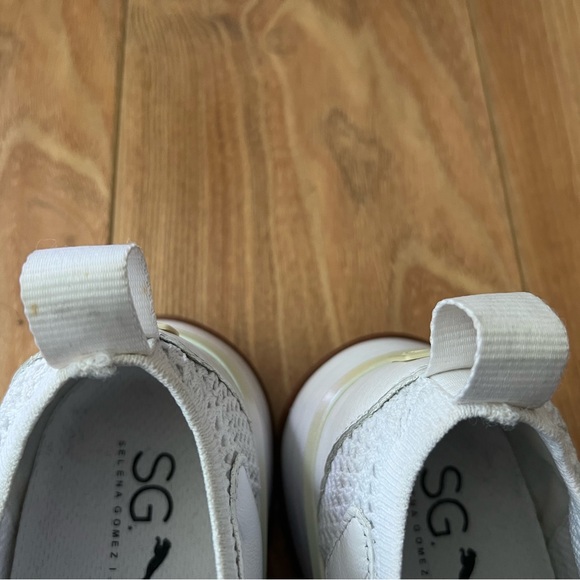 Puma x Selena Gomez Runner White Lace Up Running Trainers Womens - Picture 9 of 9